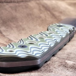 Couteau MR Signature